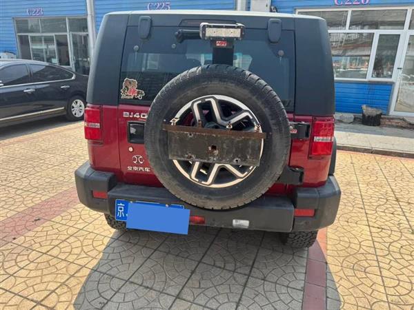 北京越野BJ40 2016款 40L 2.3T 手动四驱尊享版