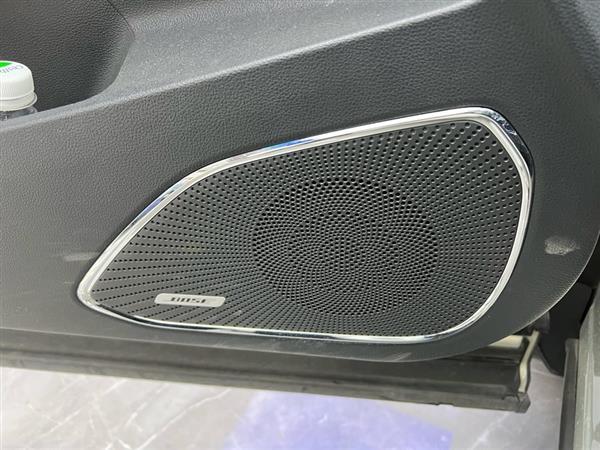 红旗HS5 2019款 2.0T 智联旗领四驱版