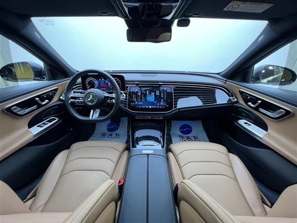 奔驰E级 2024款 E 260 L 运动型