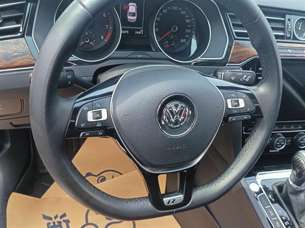 迈腾 2018款 330TSI DSG 尊贵型