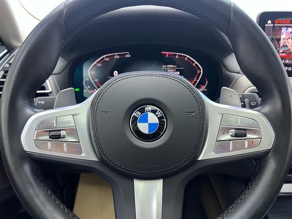 宝马X3 2023款 xDrive30i 领先型 M曜夜套装