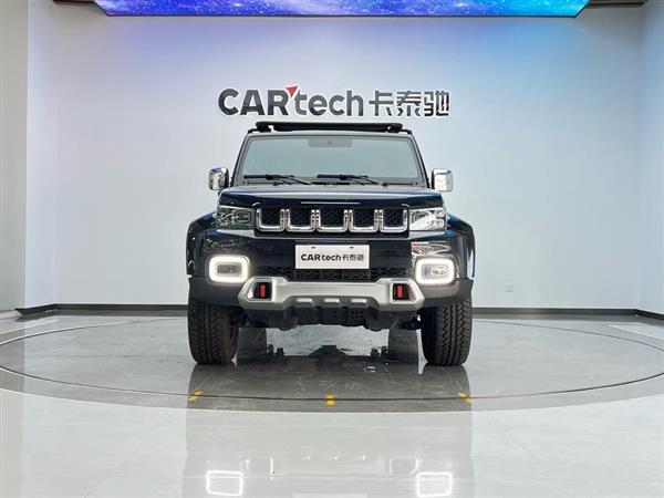 北京越野BJ40 2024款 2.0T 城市猎人荣耀版