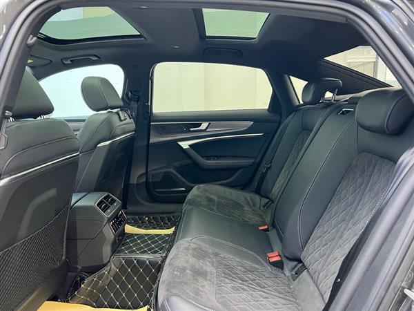 奥迪A6L 2020款 55 TFSI quattro 尊享动感型