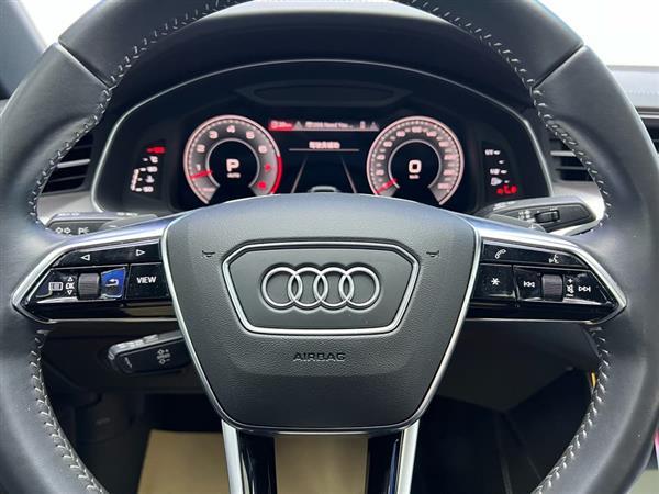 奥迪A6L 2020款 55 TFSI quattro 尊享动感型