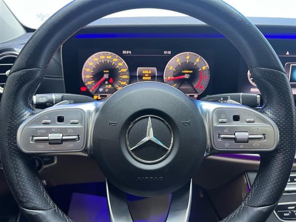 奔驰E级 2020款 E 300 L 运动时尚型