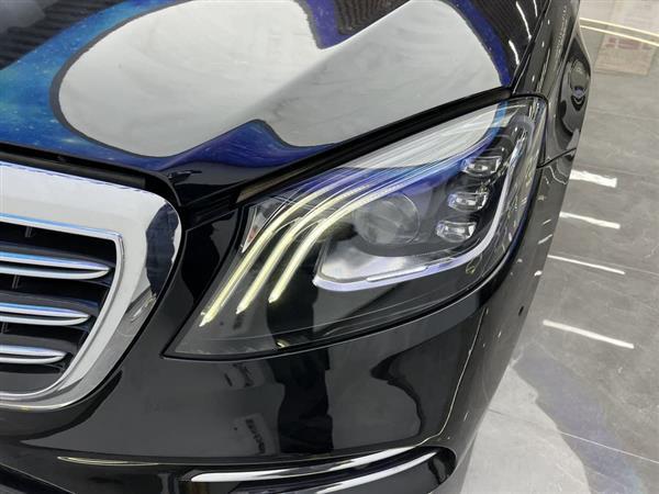 奔驰S级 2018款 S 500 L 4MATIC