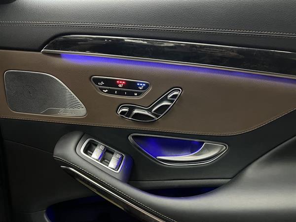 奔驰S级 2018款 S 500 L 4MATIC