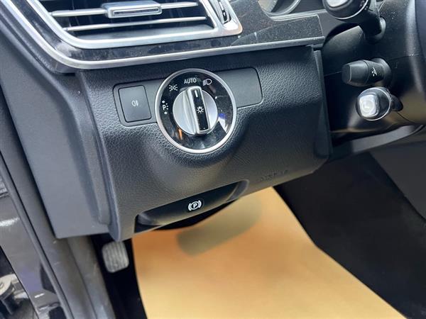 奔驰E级 2015款 E 200 L 运动型