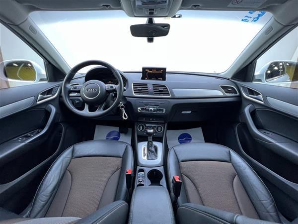 奥迪Q3 2018款 30周年年型 30 TFSI 时尚型