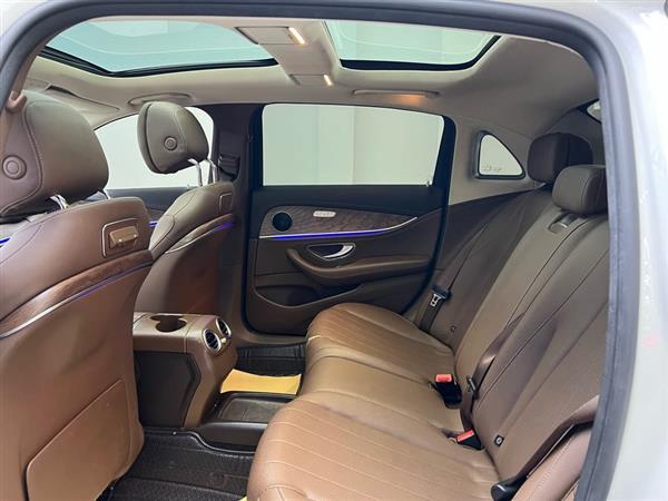 奔驰E级 2019款 改款 E 300 L 时尚型
