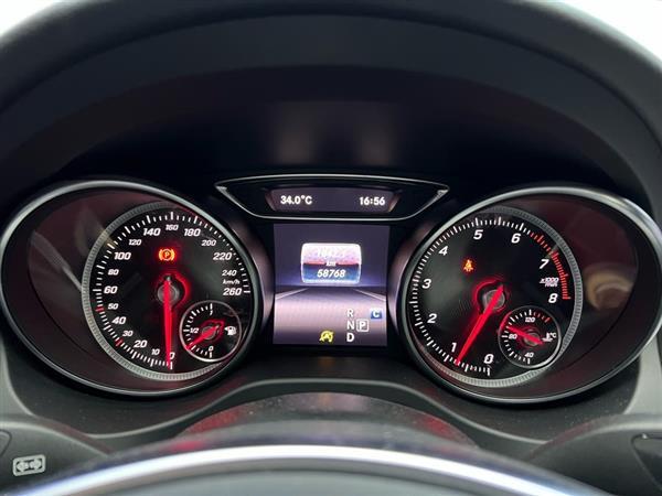 奔驰CLA(进口) 2018款 CLA 220 4MATIC