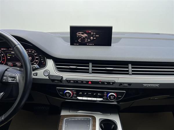 奥迪Q7 2016款 45 TFSI 技术型