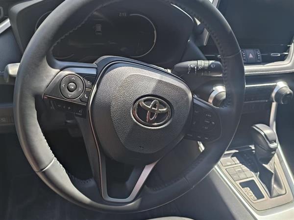 RAV4荣放 2022款 2.0L CVT四驱风尚Plus版