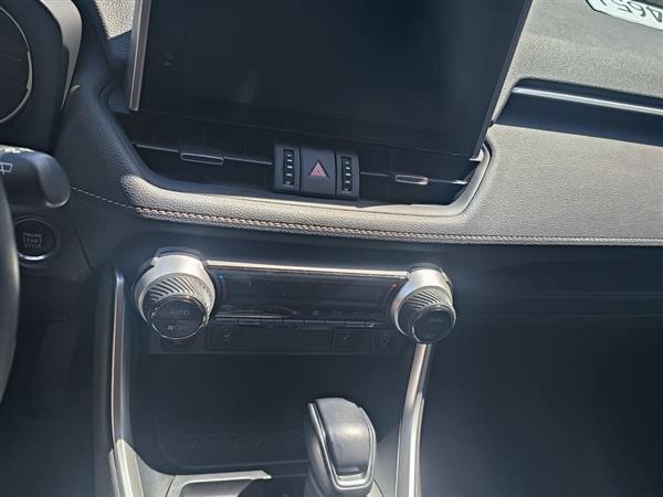 RAV4荣放 2022款 2.0L CVT四驱风尚Plus版