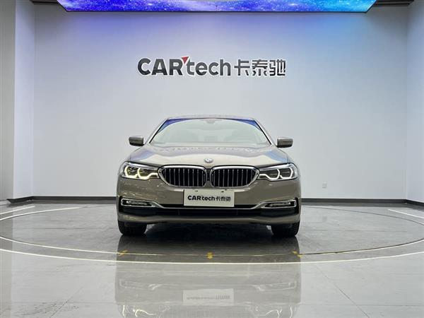 宝马5系 2018款 改款 530Li 尊享型 豪华套装