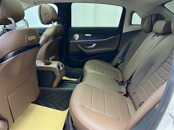 奔驰E级 2019款 E 300 L 运动时尚型