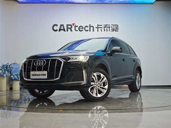 奥迪Q7 2023款 45 TFSI quattro S line运动型