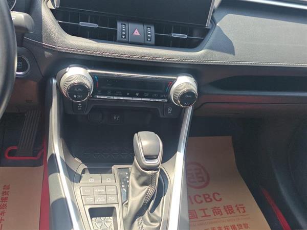 威兰达 2022款 2.0L CVT四驱豪华PLUS版
