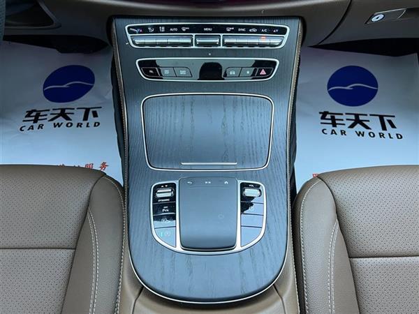 奔驰E级 2023款 改款 E 300 L 运动时尚型