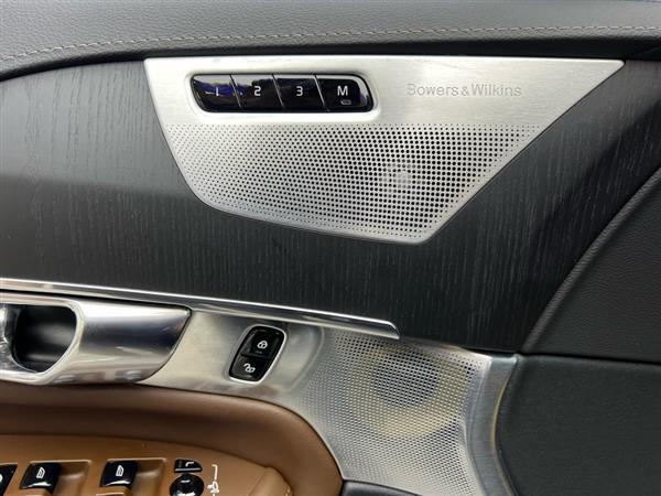 沃尔沃XC90 2020款 改款 T6 智雅豪华版 7座