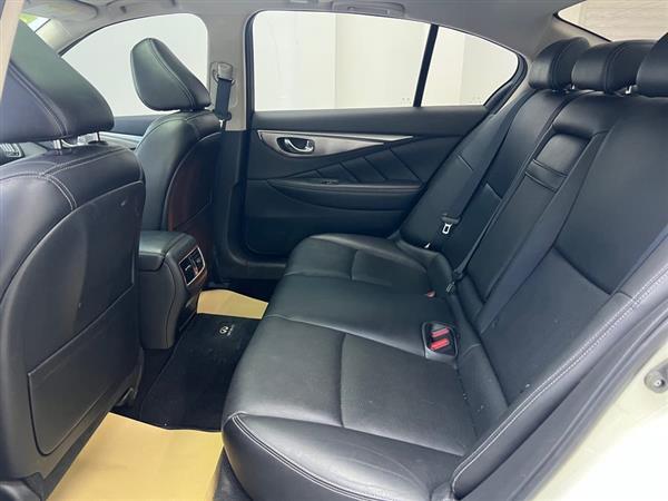 英菲尼迪Q50L 2016款 2.0T 悦享版
