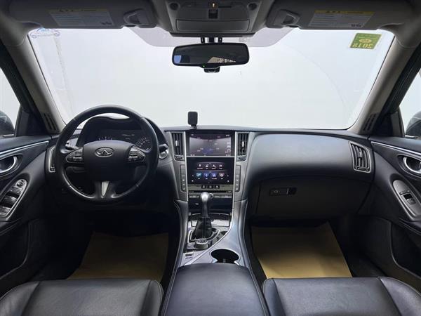 英菲尼迪Q50L 2016款 2.0T 悦享版