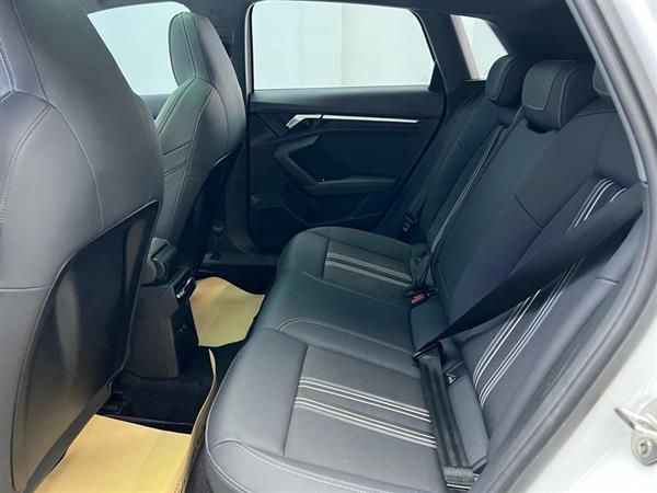 奥迪A3 2023款 Sportback 35 TFSI 时尚运动型