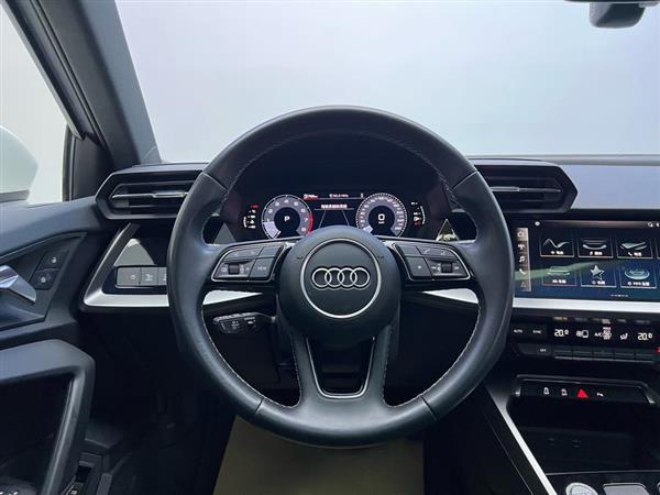 奥迪A3 2023款 Sportback 35 TFSI 时尚运动型
