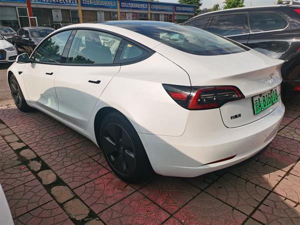 Model 3 2022款 后轮驱动版