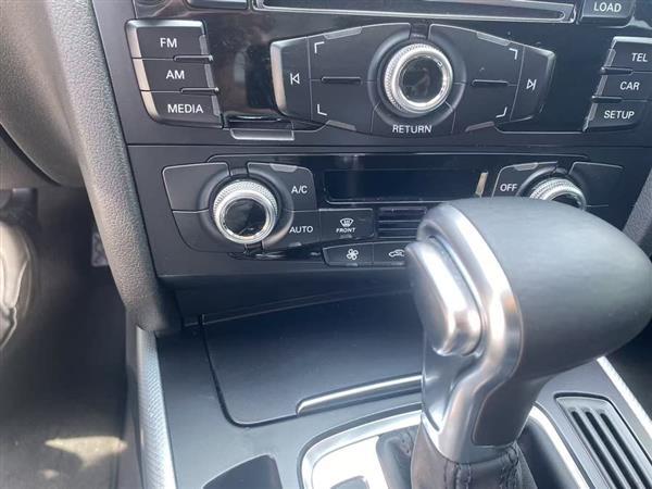 奥迪A4L 2016款 35 TFSI 典藏版 自动标准型
