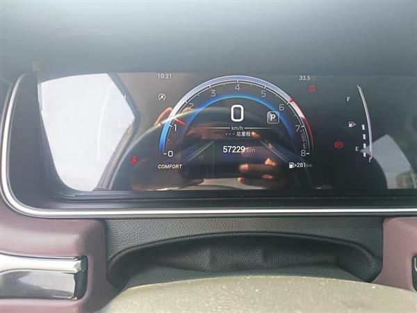 传祺M6 2021款 PRO 270T 自动尊享版