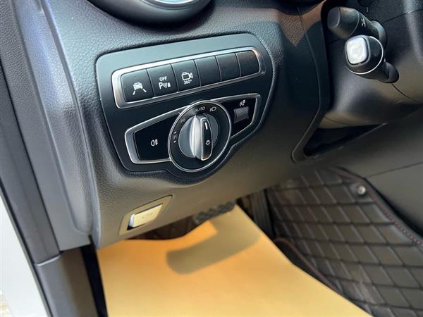 奔驰GLC 2019款 改款 GLC 260 L 4MATIC 豪华型