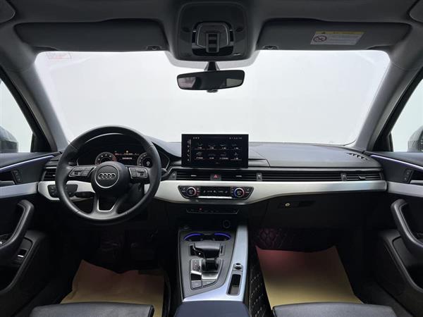 奥迪A4L 2020款 40 TFSI 豪华动感型
