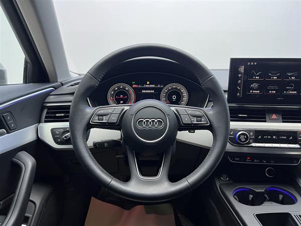 奥迪A4L 2020款 40 TFSI 豪华动感型