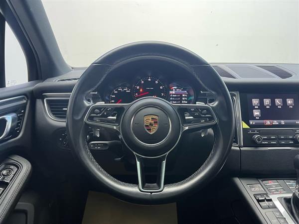 Macan 2017款  Macan 2.0T