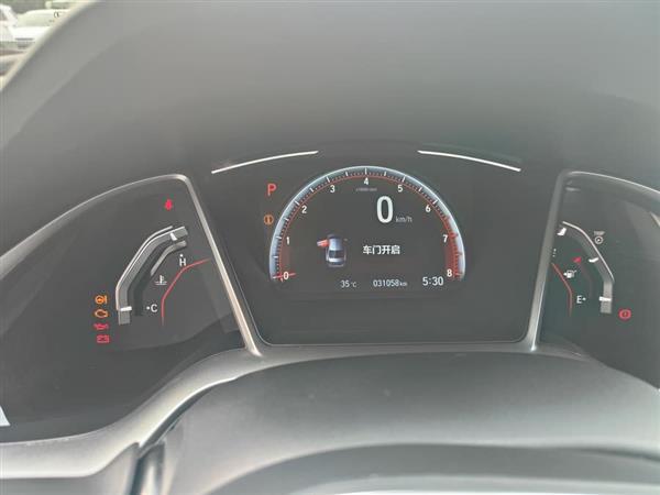 思域 2021款 HATCHBACK 220TURBO CVT劲擎控