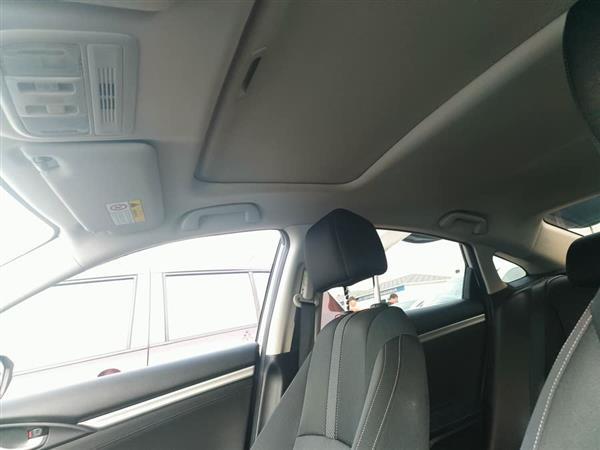 思域 2021款 HATCHBACK 220TURBO CVT劲擎控