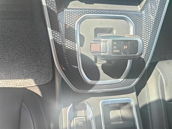 哈弗M6 2023款 PLUS 1.5T DCT精英智联型