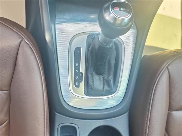 奥迪Q3 2015款 35 TFSI quattro 技术型