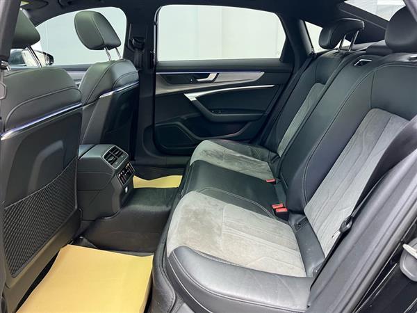 奥迪A6L 2021款 45 TFSI 臻选动感型