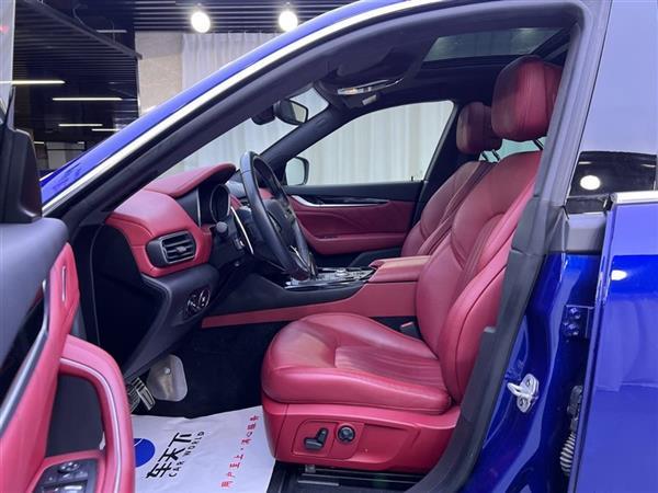 Levante 2019款 3.0T 标准版 国VI