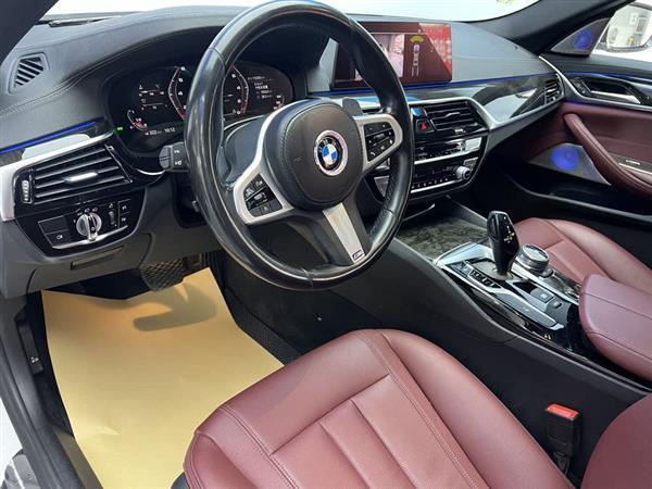 宝马5系 2020款 530Li xDrive M运动套装