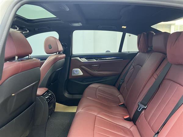 宝马5系 2020款 530Li xDrive M运动套装