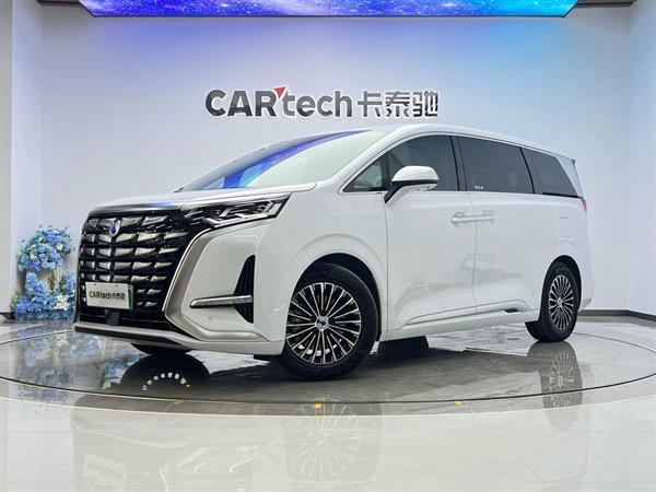腾势D9 2022款 DM-i 970 四驱尊荣型