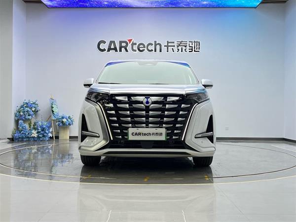 腾势D9 2022款 DM-i 970 四驱尊荣型