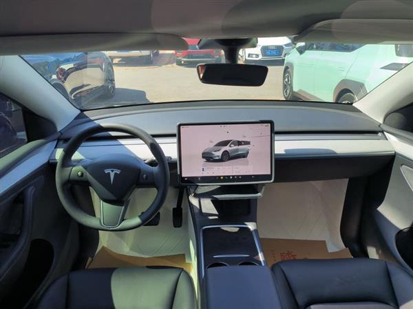 Model Y 2023款 长续航全轮驱动版