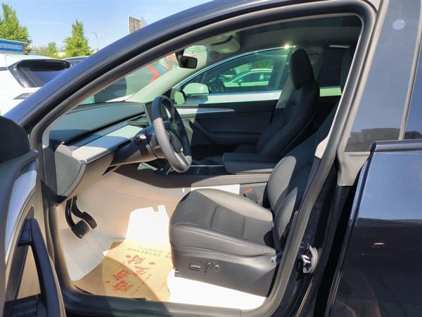 Model Y 2023款 长续航全轮驱动版