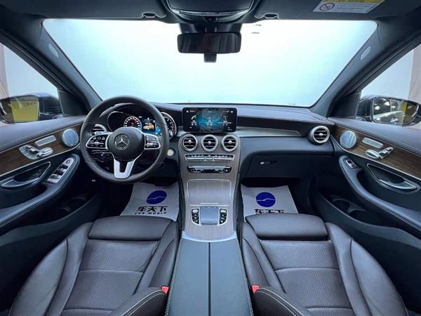 奔驰GLC 2020款 改款 GLC 300 L 4MATIC 动感型