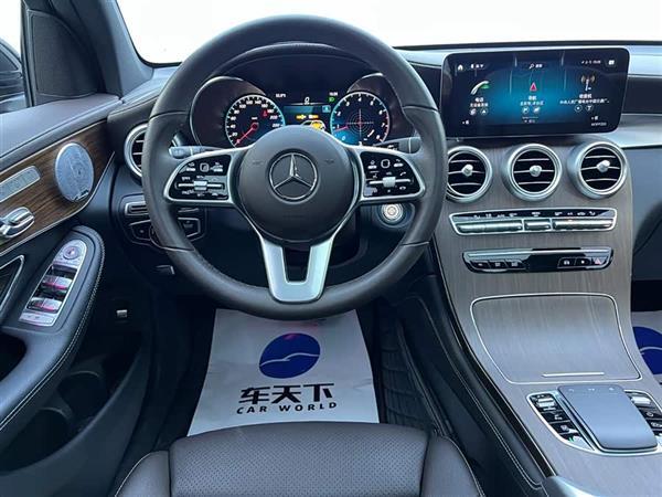 奔驰GLC 2020款 改款 GLC 300 L 4MATIC 动感型
