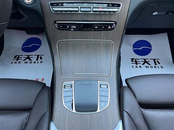 奔驰GLC 2020款 改款 GLC 300 L 4MATIC 动感型